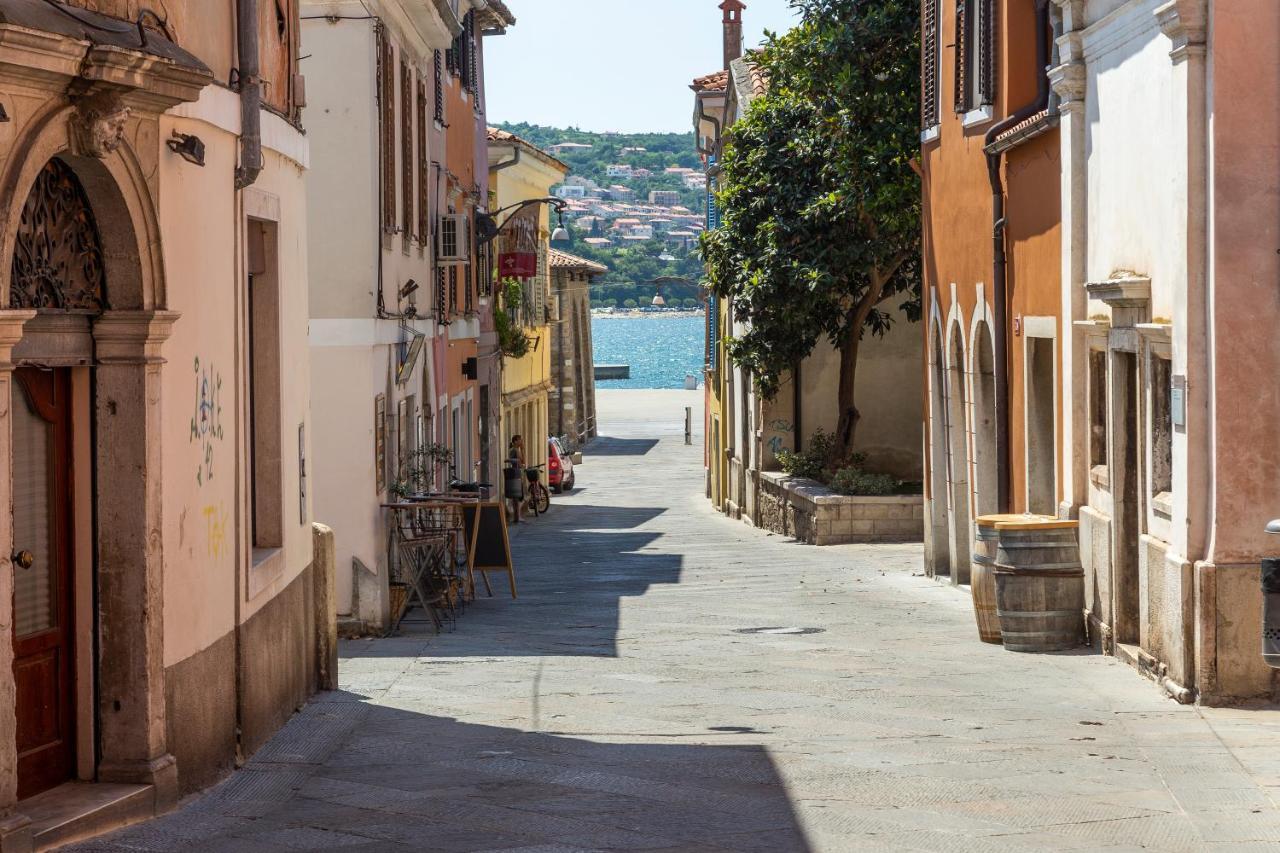 Sunny Old Town Apartment Koper Exteriör bild