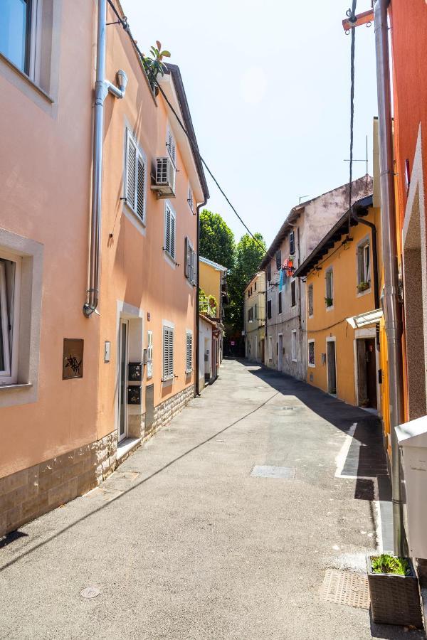 Sunny Old Town Apartment Koper Exteriör bild